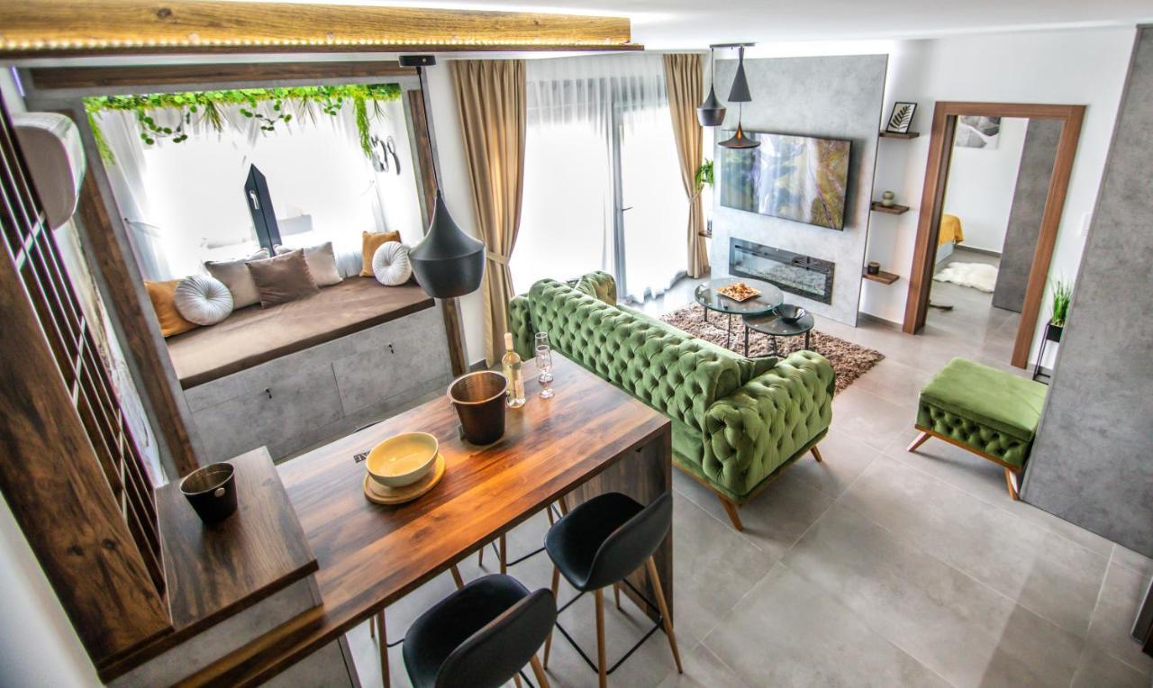 Royal Luxury Apartment Vrsac Esterno foto