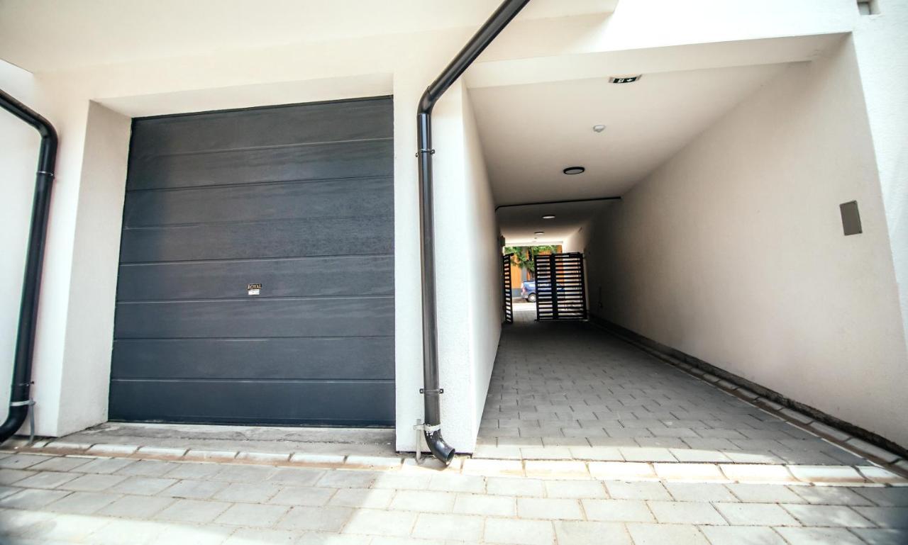 Royal Luxury Apartment Vrsac Esterno foto